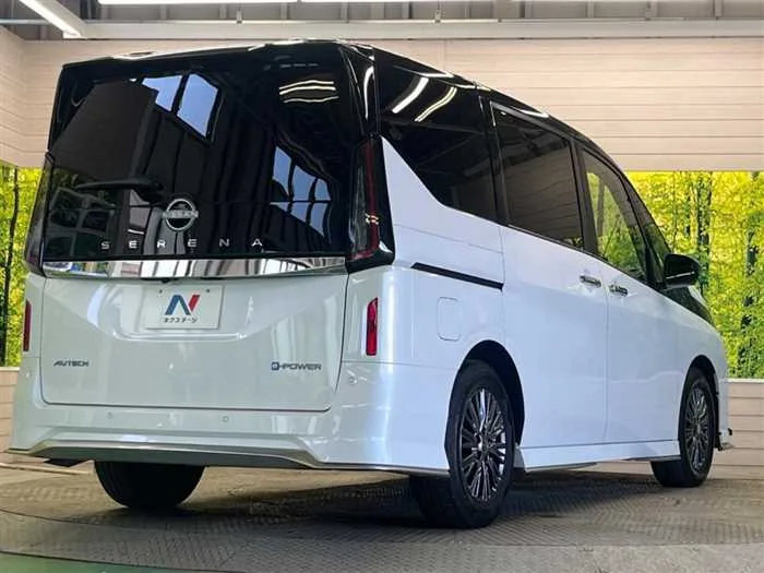 Nissan Serena 2024 — миниатюра 3