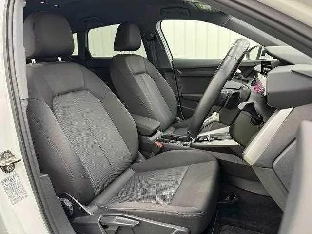 Audi A3 30 TFSI 2022 — миниатюра 3