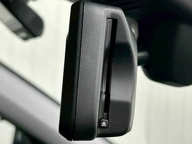 BMW 1 Series 118d Play 2022 — миниатюра 5