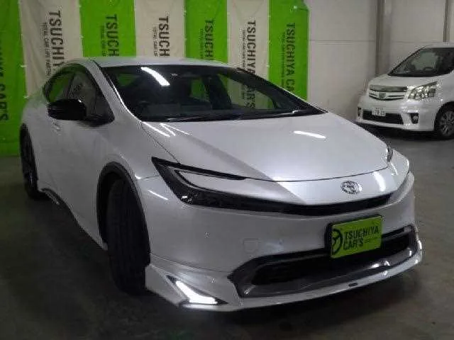 Toyota Prius 2023 — миниатюра 3