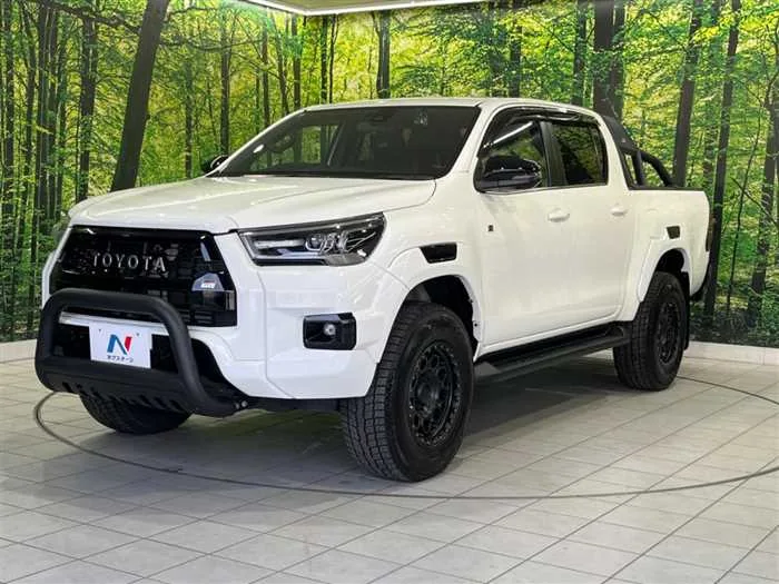 Toyota Hilux 2022 — миниатюра 2