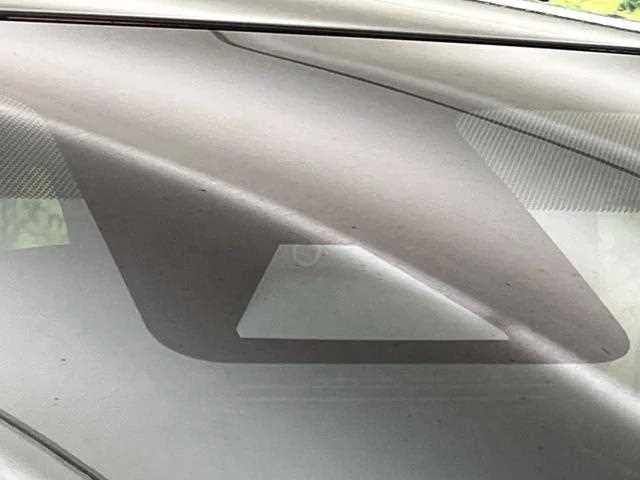 Toyota AQUA 2023 — миниатюра 2