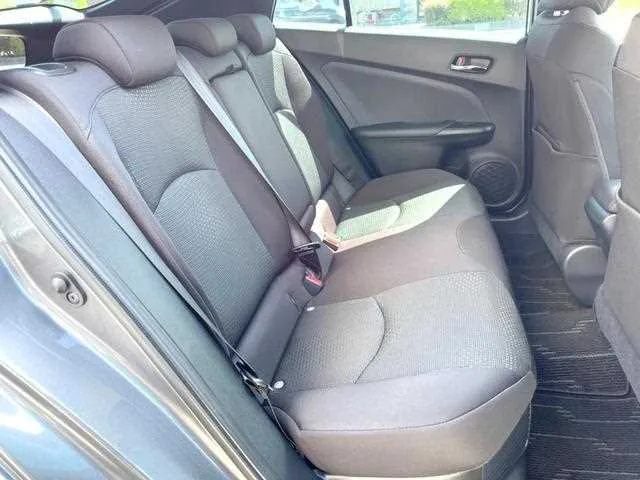 Toyota Prius 2022 — миниатюра 3