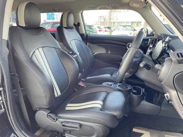 BMW MINI 2023 — миниатюра 3