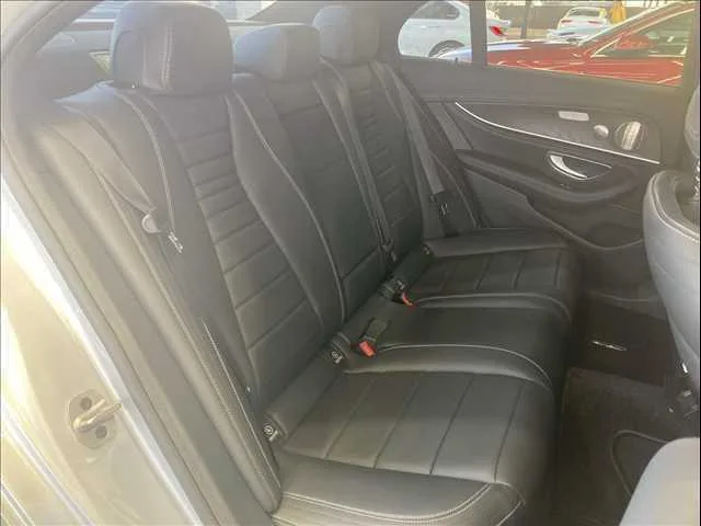 Mercedes-Benz E-Class 2023 — миниатюра 5