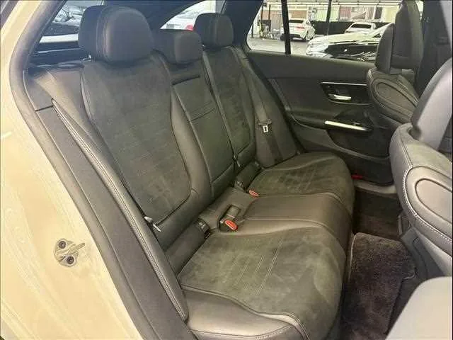Mercedes-Benz C-Class 2022 — миниатюра 5