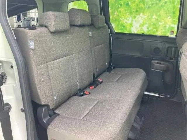 Toyota Sienta Z 2023 — миниатюра 2