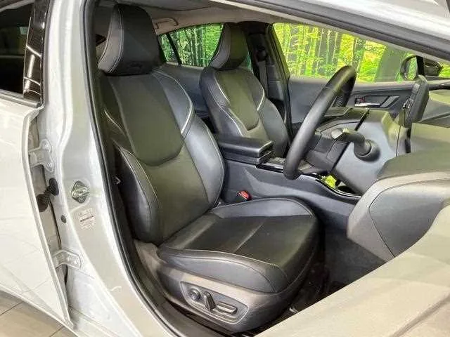 Toyota Prius 2023 — миниатюра 5