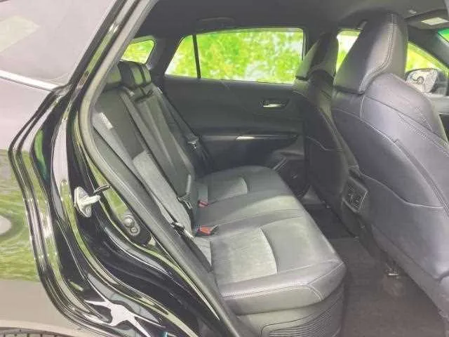 Toyota Harrier Hybrid Z 2023 — миниатюра 2