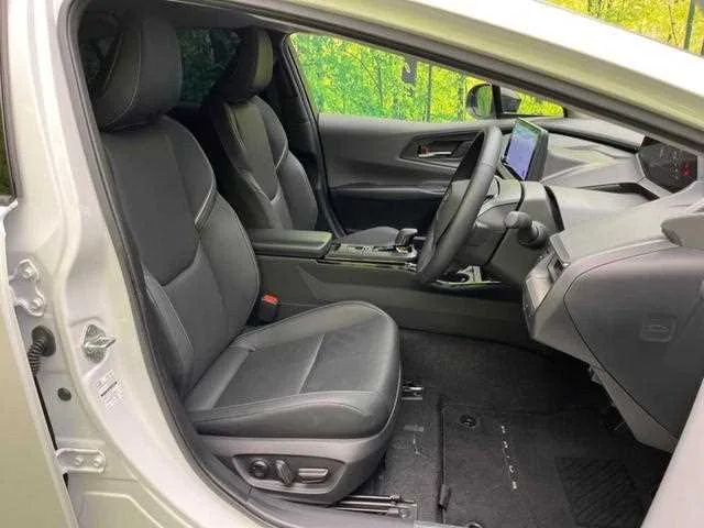 Toyota Prius 2023 — миниатюра 5