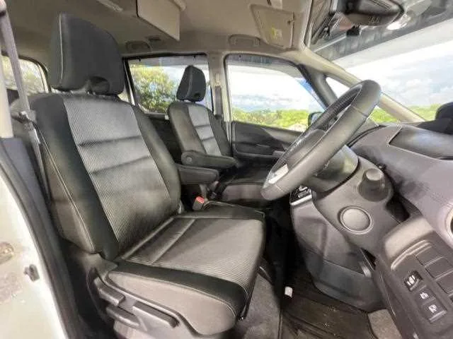 Nissan Serena 2022 — миниатюра 5