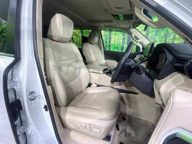 Toyota Land Cruiser 2024 — миниатюра 5