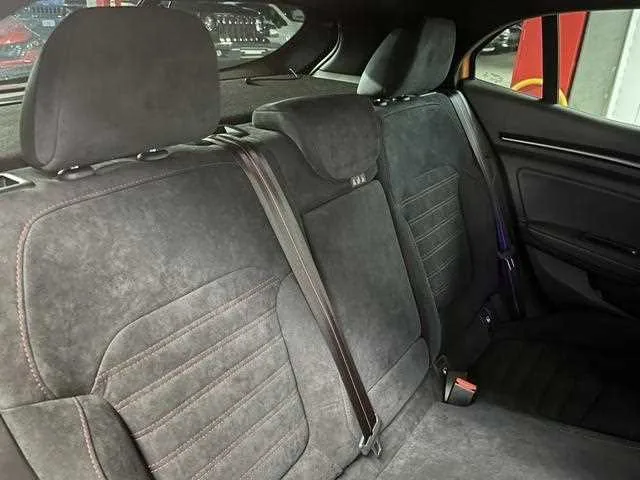 Renault Megane 2023 — миниатюра 2