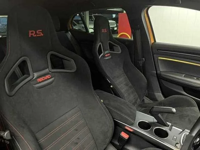 Renault Megane 2023 — миниатюра 4