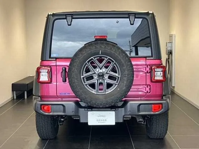 Jeep Wrangler 2025 — миниатюра 4