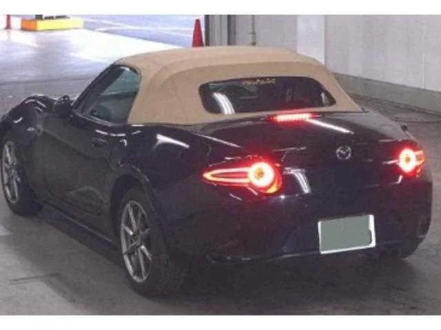 Mazda Roadster 2025 — миниатюра 3