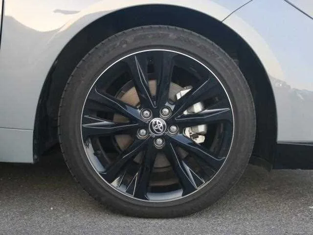 Toyota Corolla Sedan 2024 — миниатюра 3