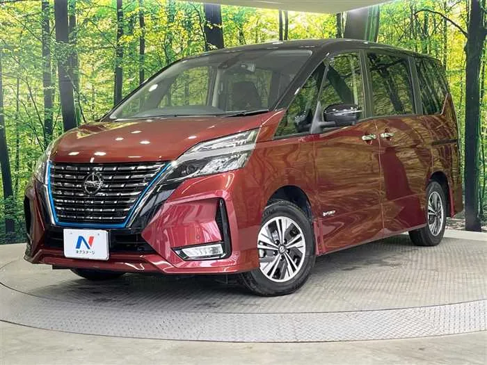 Nissan Serena 2022 — фото 1, купить с доставкой в Москву