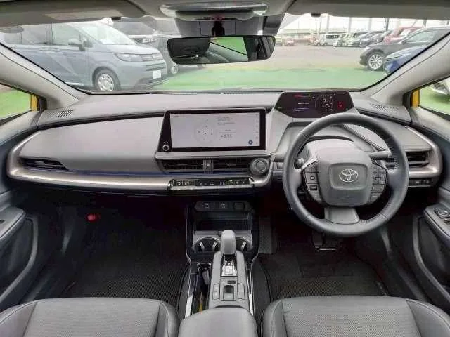 Toyota Prius 2024 — миниатюра 2
