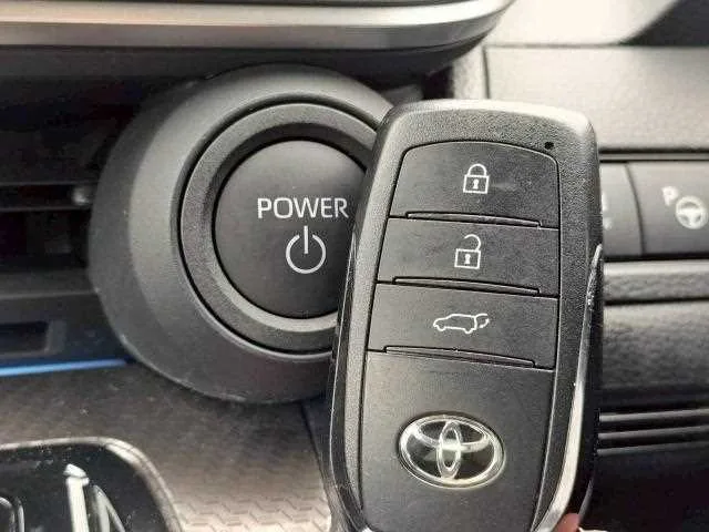 Toyota Prius 2024 — миниатюра 5