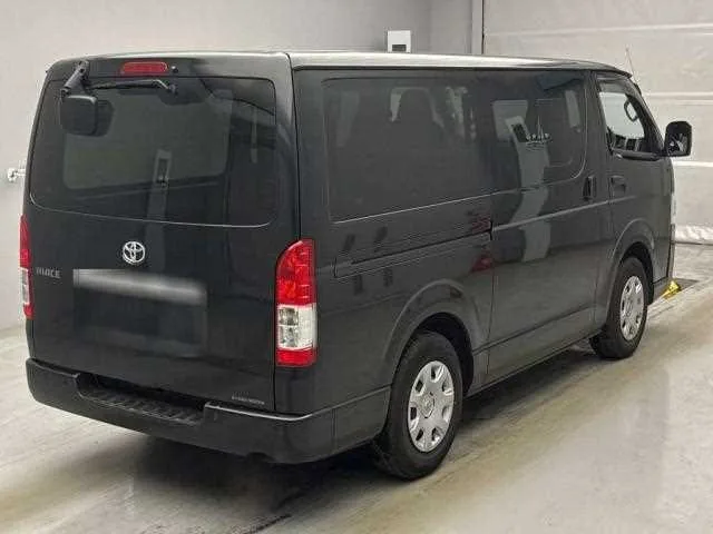 Toyota Hiace Van 2024 — миниатюра 2