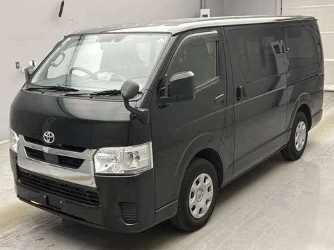 Toyota Hiace Van 2024 купить в Москве