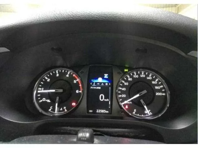 Toyota Hilux Z4WD 2023 — миниатюра 4