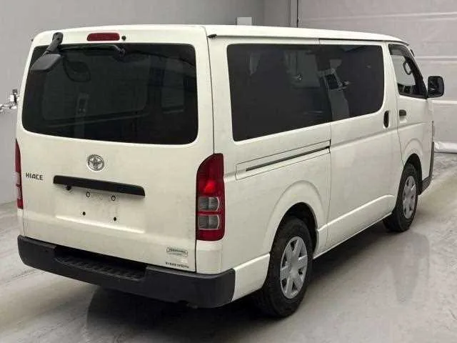 Toyota Hiace Van DX 2022 — миниатюра 2