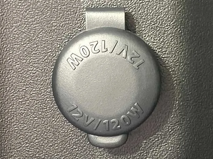 Suzuki Jimny 2023 — миниатюра 5
