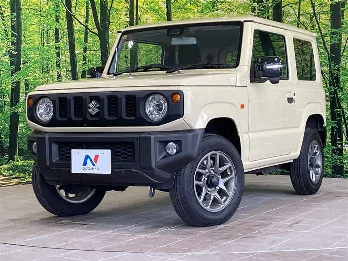 Suzuki Jimny 2023 — фото 1, купить с доставкой в Москву