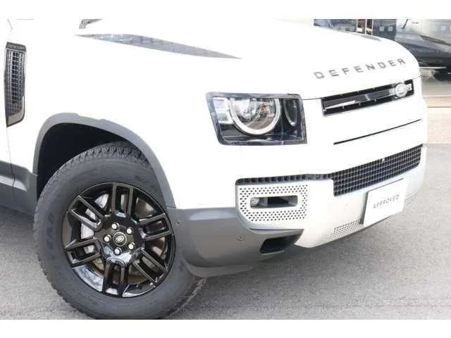 Land Rover Defender 2023 — миниатюра 3