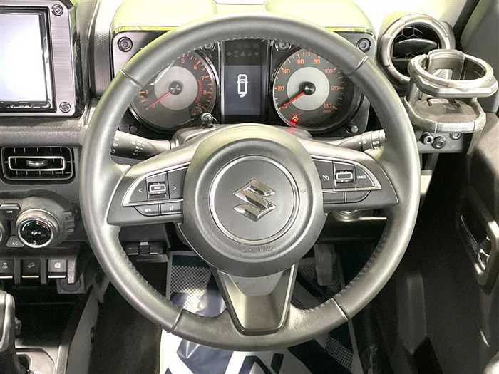 Suzuki Jimny 2023 — миниатюра 5