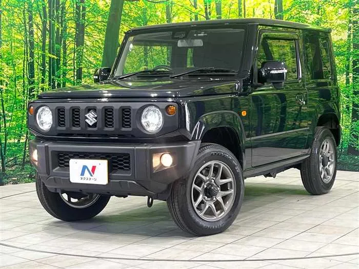Suzuki Jimny 2023 — фото 1, купить с доставкой в Москву
