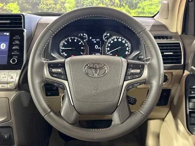 Toyota Land Cruiser Prado 2022 — миниатюра 3