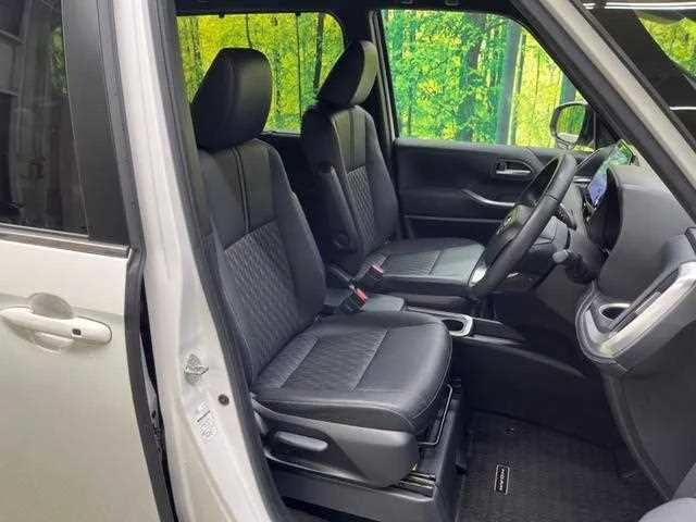 Toyota Noah 2022 — миниатюра 5