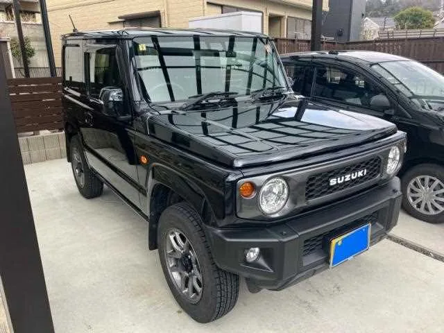 Suzuki Jimny XC 2023 — фото 1, купить с доставкой в Москву