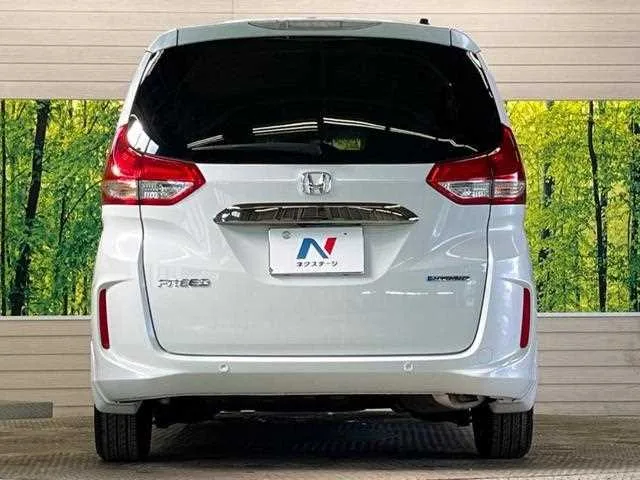 Honda Freed 2022 — миниатюра 3