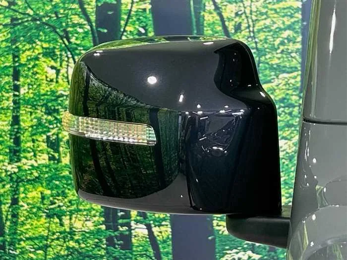 Suzuki Jimny 2025 — миниатюра 5