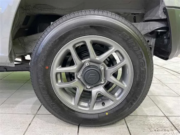 Suzuki Jimny 2025 — миниатюра 5