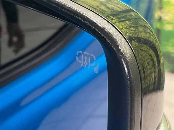 Suzuki Jimny 2025 — миниатюра 3