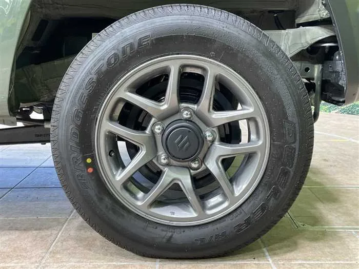 Suzuki Jimny 2025 — миниатюра 5