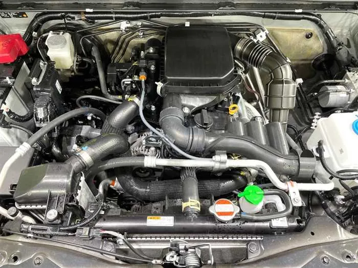 Suzuki Jimny 2025 — миниатюра 2