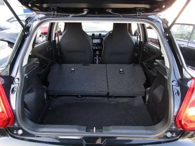 Suzuki Swift 2022 — миниатюра 5