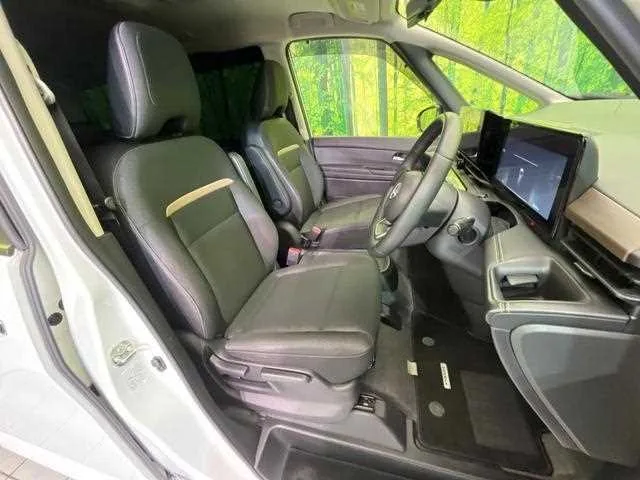 Nissan Serena 2023 — миниатюра 5