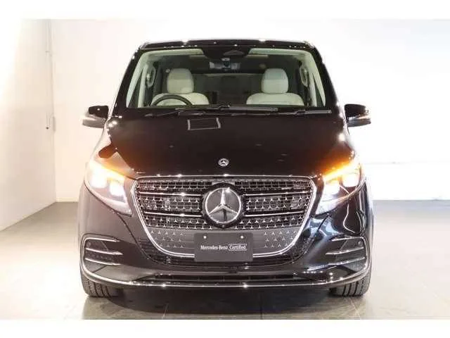 Mercedes-Benz V-Class 2026 — миниатюра 3
