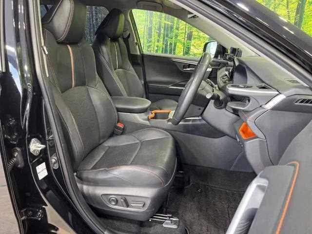 Toyota RAV4 2023 — миниатюра 5