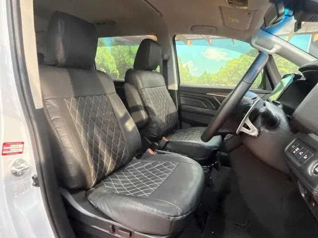 Mitsubishi Delica D:5 2024 — миниатюра 5