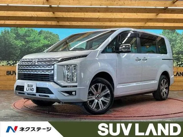 Mitsubishi Delica D:5 2024 — фото 1, купить с доставкой в Москву