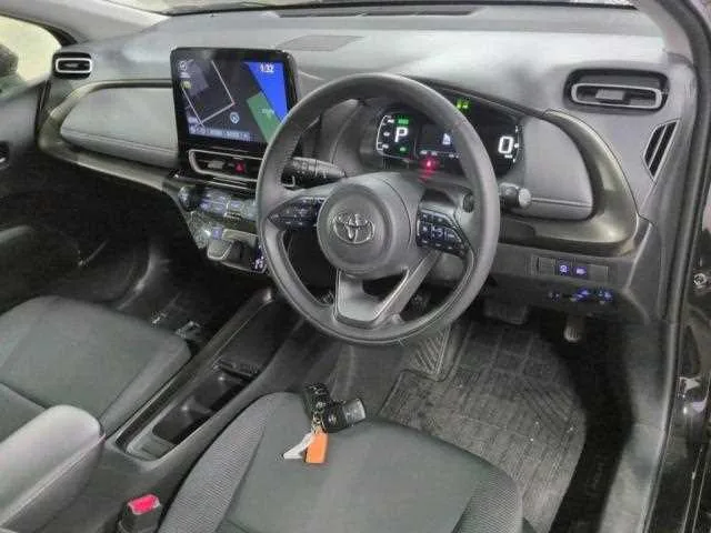 Toyota AQUA 2023 — миниатюра 3