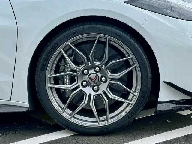 Chevrolet Corvette 2024 — миниатюра 4